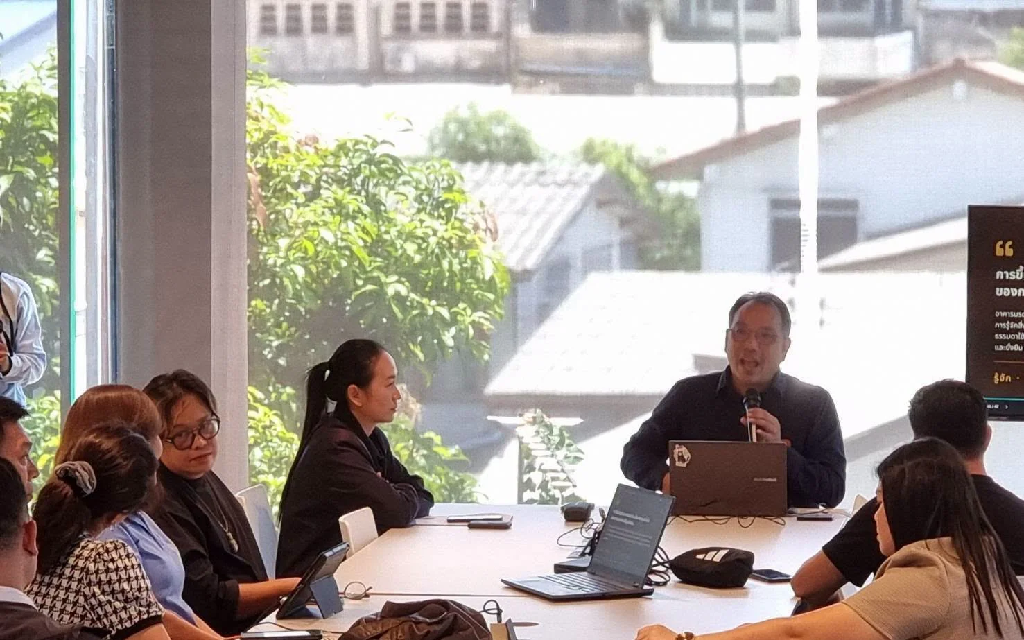ประชุมและให้ข้อเสนอแนะการนำเสนอหลักเกณฑ์การประเมินและการเผยแพร่ผลการประเมินคุณค่าอาคารในพื้นที่อนุรักษ์เมืองเก่าและการใช้ฐานข้อมูลแหล่งมรดกทางวัฒนธรรมภาคใต