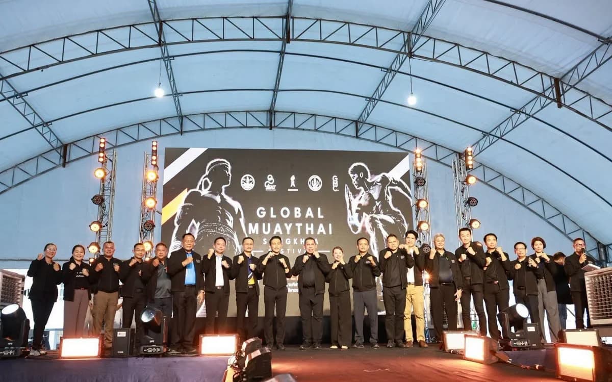 เข้าร่วมในพิธีเปิดงาน “มหกรรมกีฬาเชิงวัฒนธรรมเพื่อเยียวยาและฟื้นฟูเศรษฐกิจของประเทศ ประจำปีงบประมาณ พ.ศ. 2569”